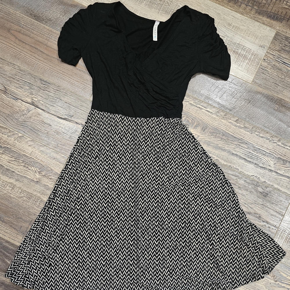 Elegant Black and White Chevron Dress
